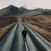 Preview image for the video "Lucien Moon - Echoes".