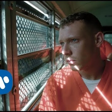 Preview image for the video "Matt Maeson - Go Easy".