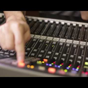 Preview image for the video "Dr Martens Formation Highlights".