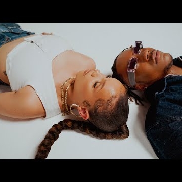 Preview image for the video "Kali Claire".