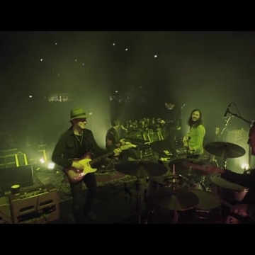 Preview image for the video "Live session for The Temperance Movement by The Mono Grande".