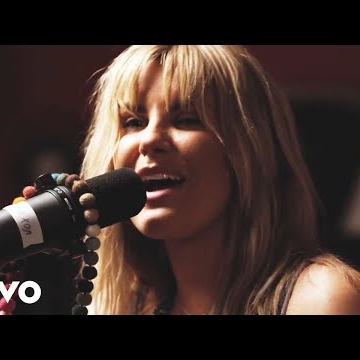 Preview image for the video "Empty Heart".