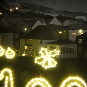 Preview image for the video "Thunder & Lightning / Lanterns".