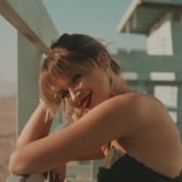 Preview image for the video "Lovegrove".