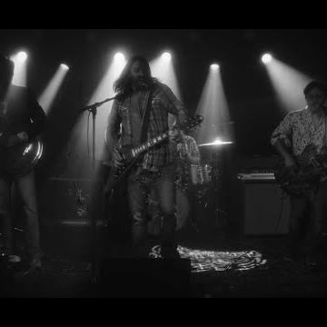 Preview image for the video "The Pinx "Break Your Heart"".