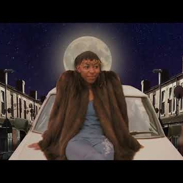 Preview image for the video "Carroll Thompson - Hopelessly In Love".