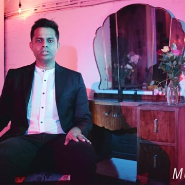 Preview image for the video "Music video for Alluri by contextfilms".