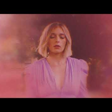 Preview image for the video "Verite - think of me (Official Lyric Video)".