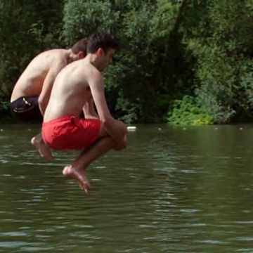 Preview image for the video "The Ponds ".