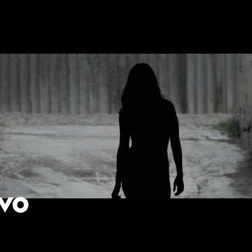 Preview image for the video "Music video for Mala Rodríguez by Petchanska".