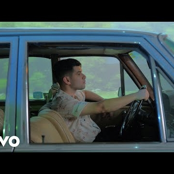 Preview image for the video "Aaron Frazer - Over You".