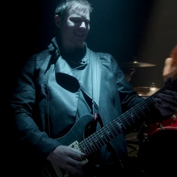 Preview image for the video "Twin Sages- This World Is Not For Me Music Video".