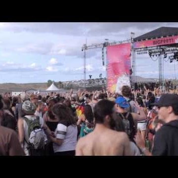 Preview image for the video "Skype looks back at Sasquatch!".