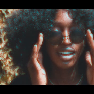 Preview image for the video "Souvenirs - Lo Village".