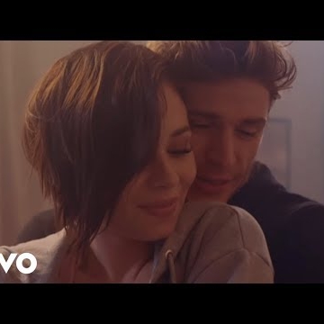 Preview image for the video "Music video for Nina Nesbitt by lxndrdarby".