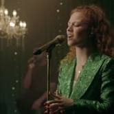 Preview image for the video "Jess Glynne - This Christmas".