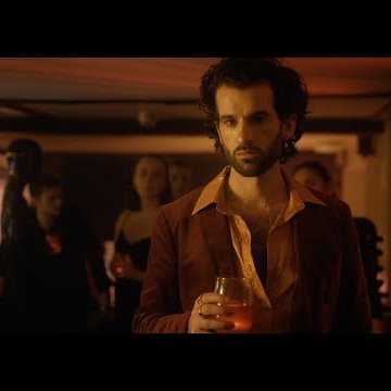 Preview image for the video "DEEPER LOVE / FREAK".