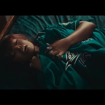 Preview image for the video "Gyakie ft JBee - Scar".