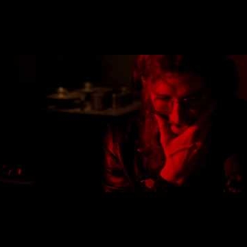 Preview image for the video "Live session for Demob Happy by seanshouse".