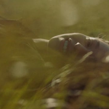 Preview image for the video "Runaway".