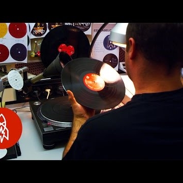 Preview image for the video "Interview (Video) for Vinyl documentary by visual hybrid".