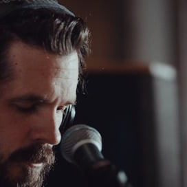 Preview image for the video "Live session for Thomas Dybdahl by MDRNLOVE".