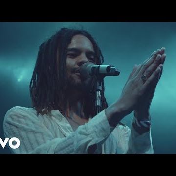 Preview image for the video "Gorgon City - Blame (Live At Printworks London)".