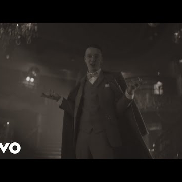 Preview image for the video "Aitch - Buss Down ft. ZieZie".