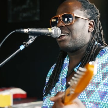 Preview image for the video "The Invisible session".