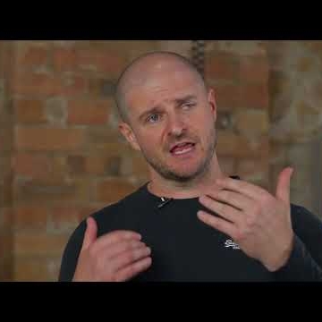 Preview image for the video "YouTube Course - Report Writing".