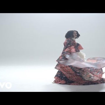 Preview image for the video "Music video for Naomi Scott by dsc215".