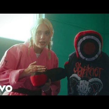 Preview image for the video "Lauran Hibberd - Honda Civic".