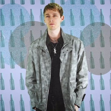 Preview image for the video "Social Media for Machine Gun Kelly by Maxmana".